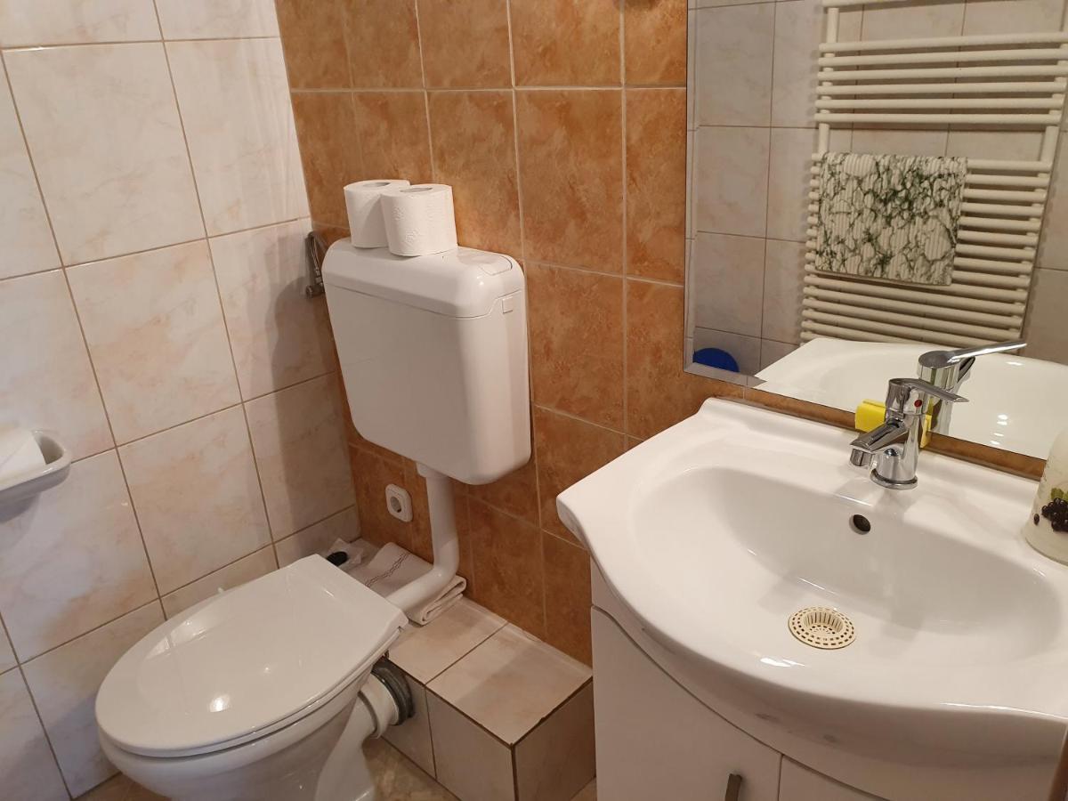 Laguna Apartmanhaz Hévíz Exteriör bild